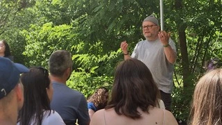 Beseda Martina Titmana na festivalu Mezi ploty